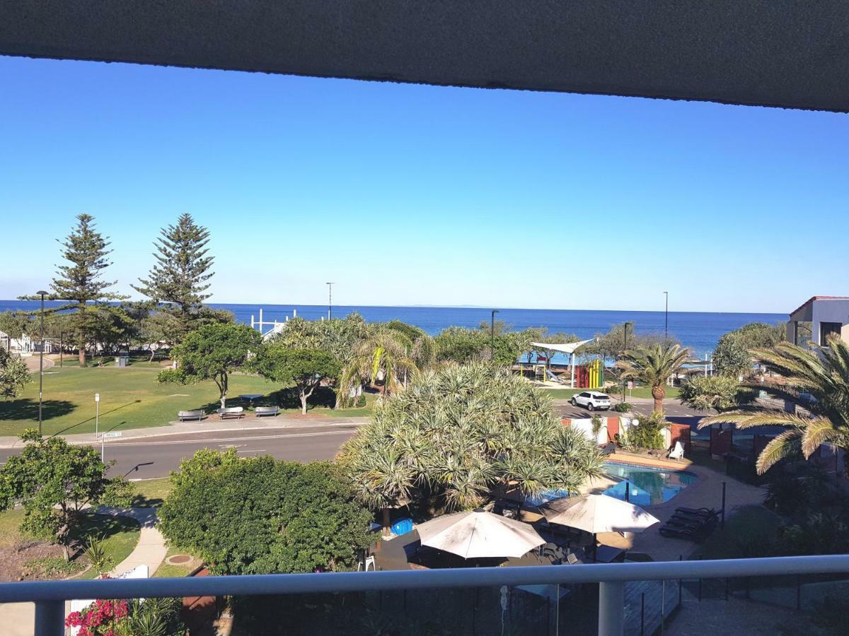 Casablanca Beachfront Apartments Bribie Island North Extérieur photo