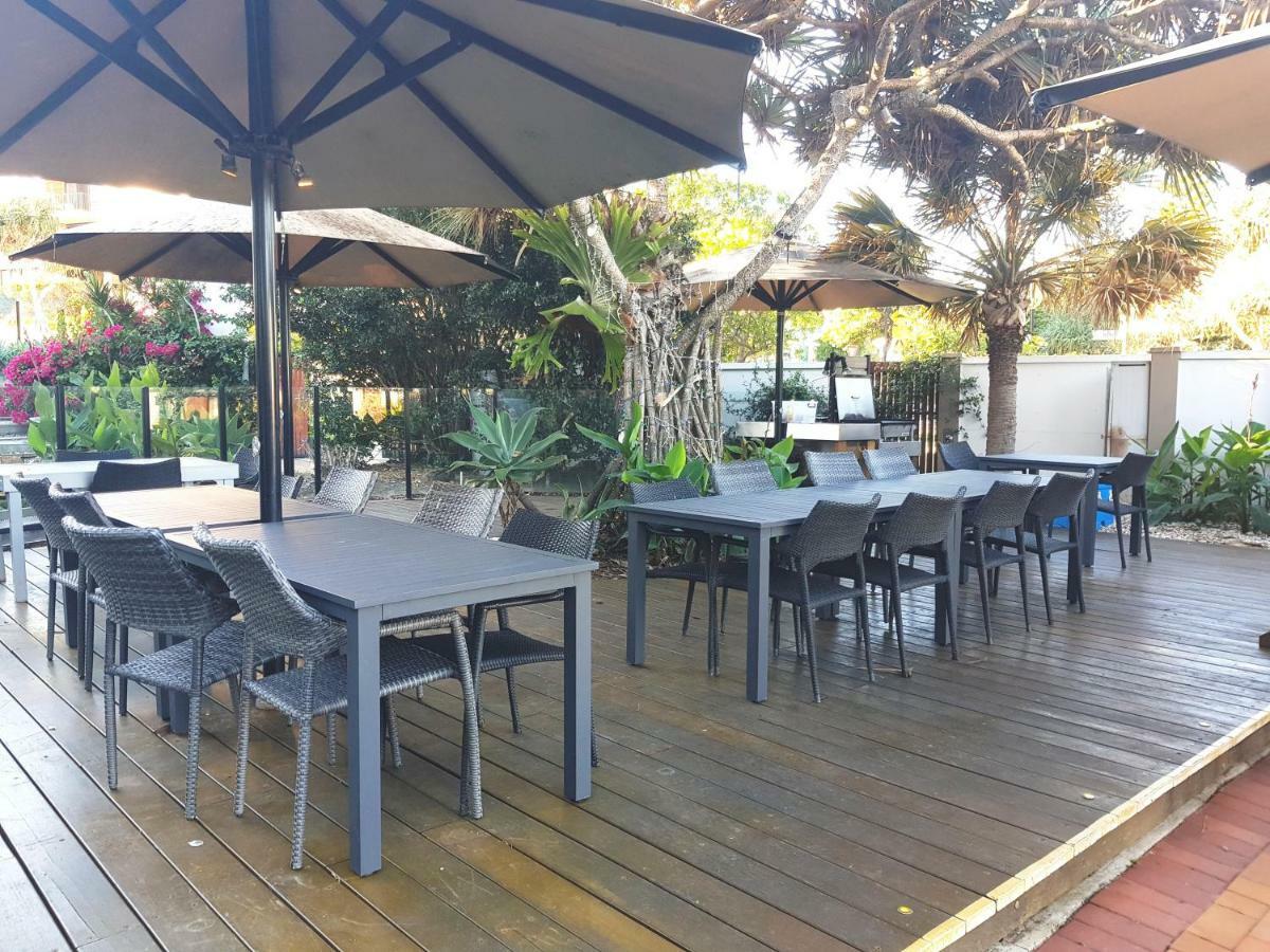 Casablanca Beachfront Apartments Bribie Island North Extérieur photo